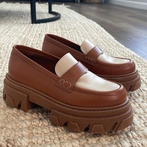 ALOHAS LOAFER